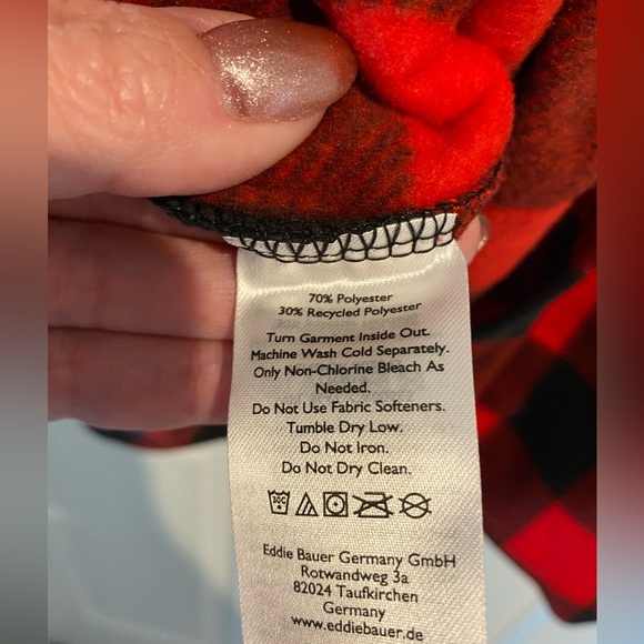 Eddie Bauer women’s buffalo plaid fleece zip pulled, black and red, size 2XL NWT - Picture 4 of 8
